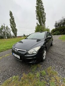 Hyundai i30 1.4, rok 2009 - 1