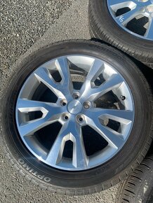 Opel Antara/Chevrolet Captiva 5x115 235/50R19 - 1