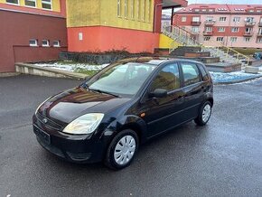 FORD FIESTA 14i    120000 KM   NOVA STK