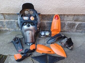 KTM LC4 640 - 620 PLASTY