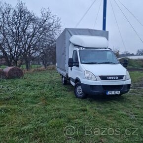 Iveco Daily 35 S 12-plachta