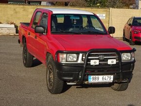 Toyota Hilux 2.5 D r.v.2001 Koupeno v ČR stk:5/2026