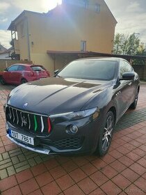 Maserati Levante - 1