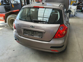 KIA CEED 2008 HB DOHC - DILY z havar. AUTA