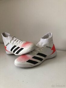 Adidas sálovky Predator vel. 40 a2/3