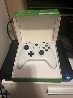 Xbox One X