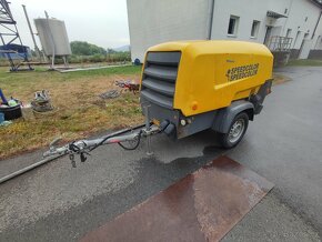 Kompresor Atlas copco xas 88 , rok 2022