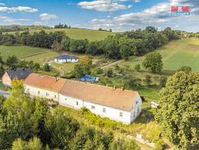 Prodej rodinného domu, 300 m², Chrášťany