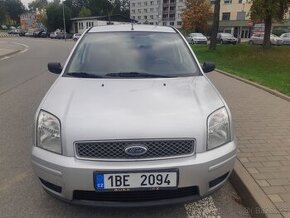 FORD FUSION 1,6 2005  74Kw