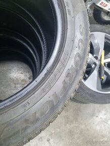 Zimní pneu 285/45 R20