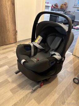 Britax Römer Baby Safe 2 + základna (isofix)