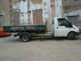 Ford Transit nosič kontejnerů