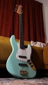 Fender Jazz Bass 62' Reissue Japan - 1