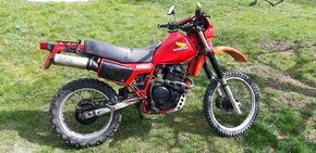 HONDA XL600R