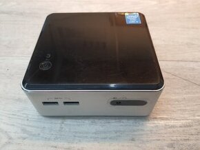 Intel NUC. I5,8GB RAM, SSD,Windows 11.