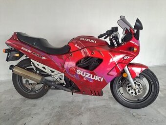 Suzuki GSX 750F