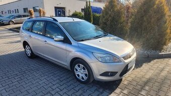 Ford Focus combi 1.6 benzin