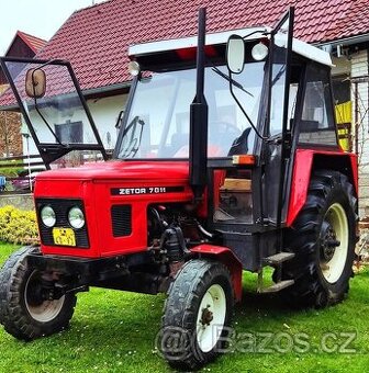 Traktor Zetor 7011