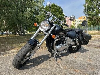 Suzuki VZ 800 Marauder