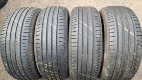 Letní pneu 215/55/17 Pirelli - 1