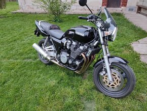 Yamaha XJR 1200 - 1