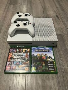 Xbox one S 1 TB, 2 ovladače, 2 hry (GTA V, Minecraft)