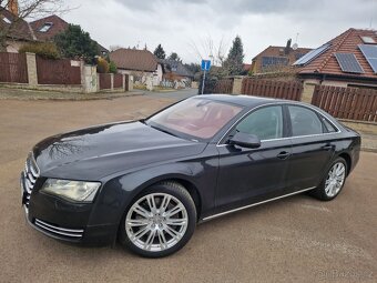 Audi A8 D4 4.2 tdi - původ ČR - serviska -