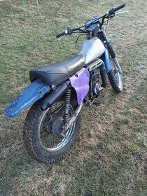 Suzuki ts 125 - 1