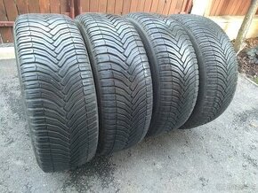 Prodám celoroční pneu Michelin 205/55 R16 DOT 4719