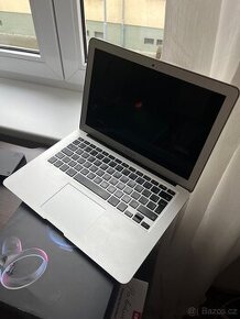 MacBook Air 13" 2017, 128 GB