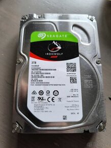 Disk Seagate 3tb vyndany z Nasu, plně funkční.Rezervace