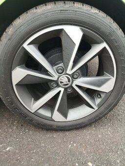 ALU kola 4x100 R16 originál škoda citigo