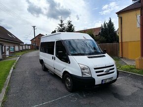 Ford transit 9 míst