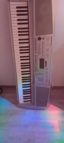 Prodam klavesy Yamaha DGX-300,. funkční - 1