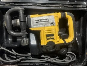 Sekací kladivo Dewalt D25831