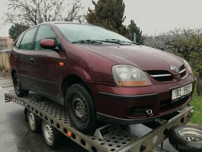 Nissan Almera Tino 1.8i - náhradní díly z vozu