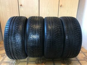 4 x zimní pneu Nokian WR A4 245/35 R21