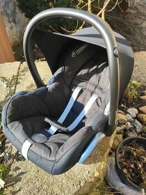 Maxi-Cosi CabrioFix Total Black