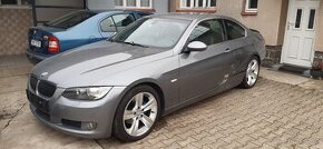 Bmw e92 320i 125kw 2007