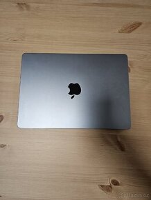 Prodám Macbook Air 13" M3 2024