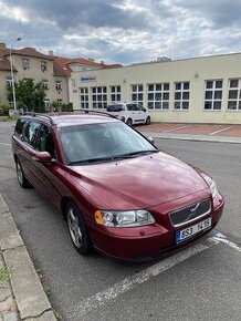 Prodám Volvo V70 2.4D5 136kw 2007