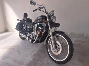 Suzuki VS 600 GL Intruder