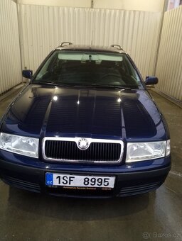 Škoda Octavia combi 1,6 sleva