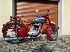 Jawa 250 Pérák - 1