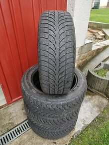 Pneu Bridgestone 225/55/17 zimní