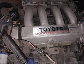 Motor Toyota