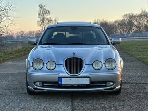 Jaguar S-Type 4.0 V8