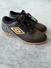 Sálová obuv Umbro vel.36