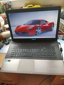 17,3" herní notebook Asus i5; 2gb grafika