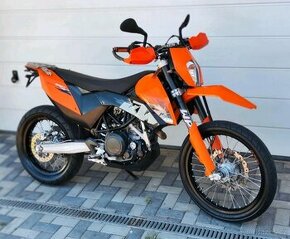 KTM 690 Enduro // 2008 // 15.000km